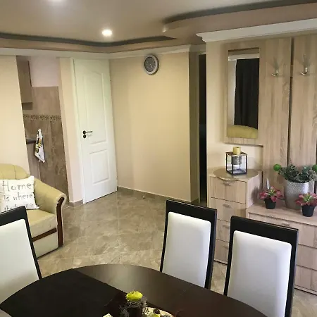 Holiday home Balazs Nyaralohaz Balatonmariafurdo
